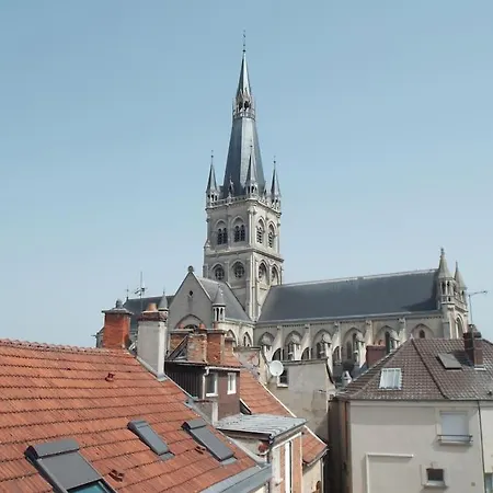 Apartamento Le Lys Épernay Exterior foto